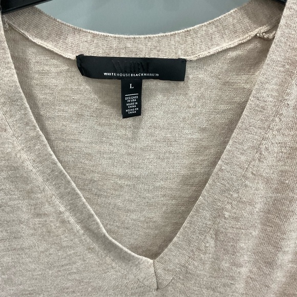 White House Black Market Beige V-Neck short sleeve Sweater - Picture 3 of 4